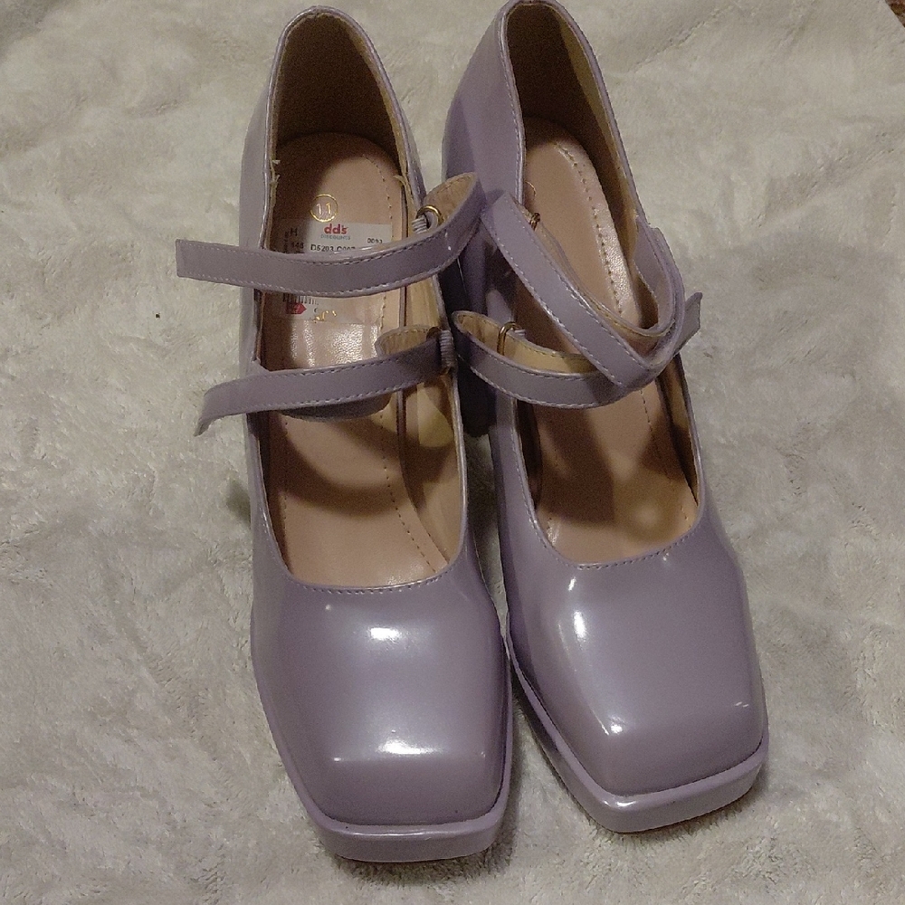 Chic Lavender Double Strap Heels - image 1